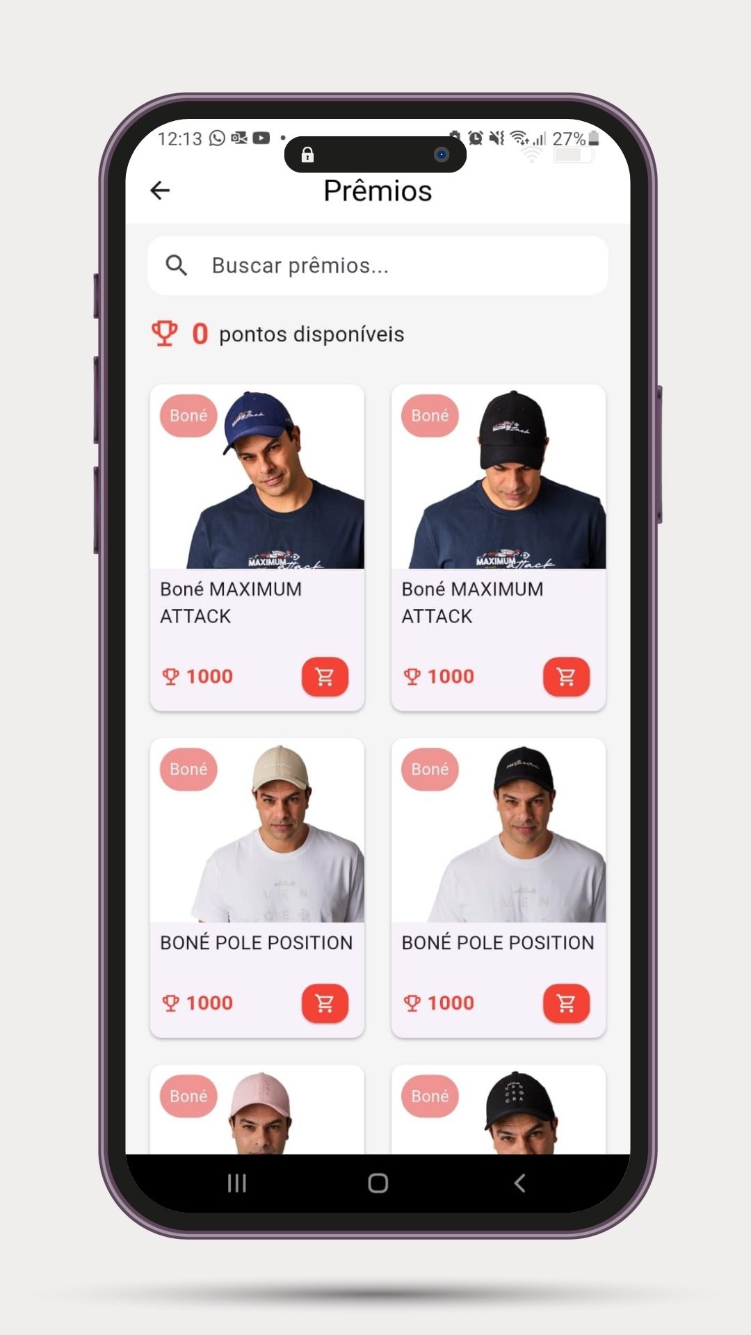 Pessoa recebendo prêmio do programa de fidelidade